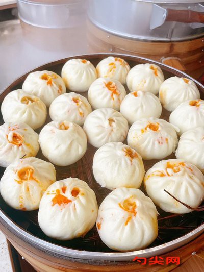 透油皮小笼包