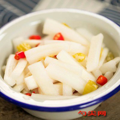 泡酸辣萝卜